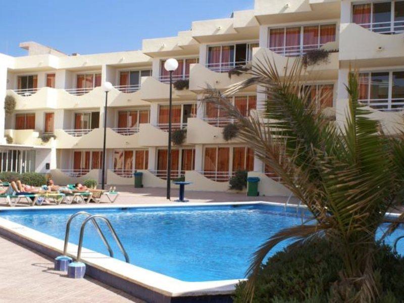 Apartamentos Bora Bora - Adults Only Playa d'en Bossa Ngoại thất bức ảnh